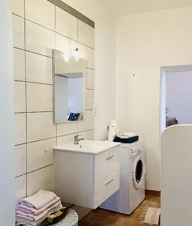 La Maison Du Sommet Apartment *