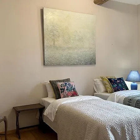 Apartment La Maison Du Sommet Cruis